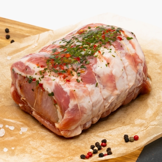 Ruladă de porc cu ardei dulce 800g