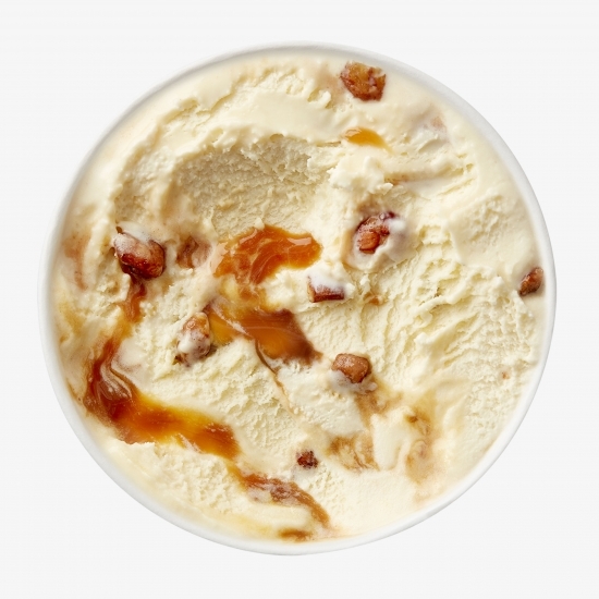 Înghețată cu praline și sos de caramel 400g