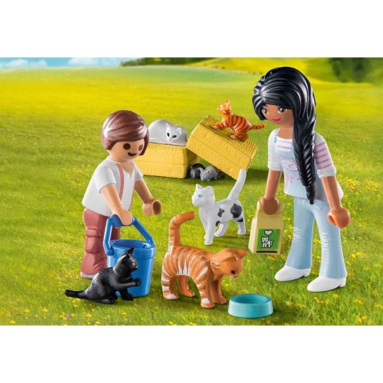 Set figurine - Familia de pisici, 4+ ani