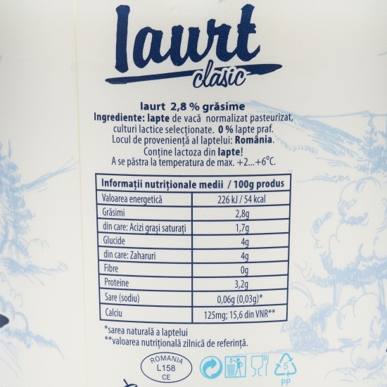 Iaurt 2.8% grăsime, 900g