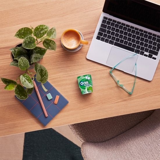 Gumă de mestecat Refreshers Spearmint fără zahăr cu aromă de mentă și mentol 30 buc, 67g