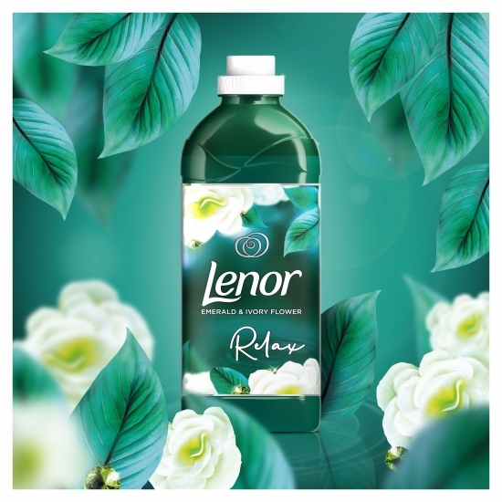 Balsam de rufe Emerald&Ivory Flower 50 spălări 1.5l