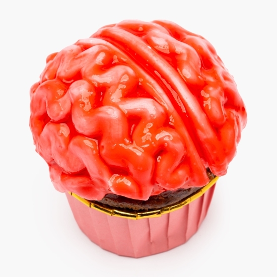 Brioșă Halloween cu cremă de brânză și zmeură 100g