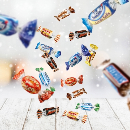 Cutie Diamond cu bomboane de ciocolată 288g