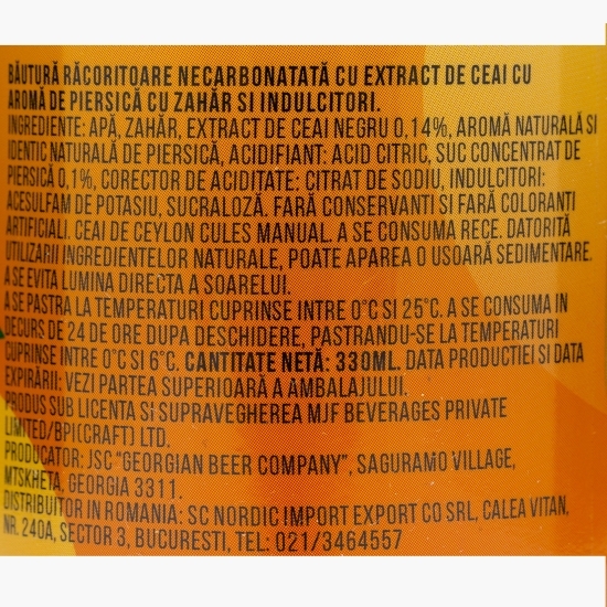 Ceai negru cu aromă de piersică 0.33l