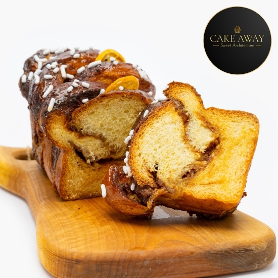 Cozonac cu cremă de lămâie și caramel sărat 900g