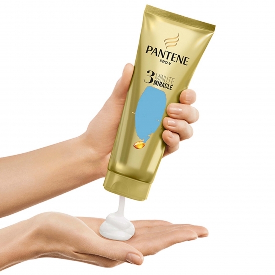 Balsam Pro-V Aqua Light 3 Minute Miracle pentru păr gras 200ml