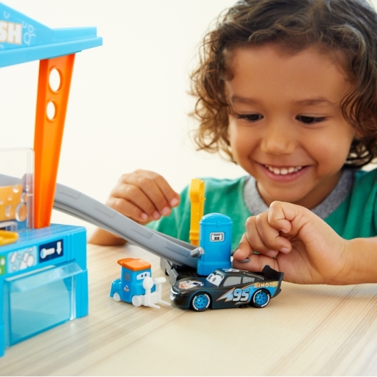 Set de joacă spălatorie mașini Disney Pixar, +4 ani