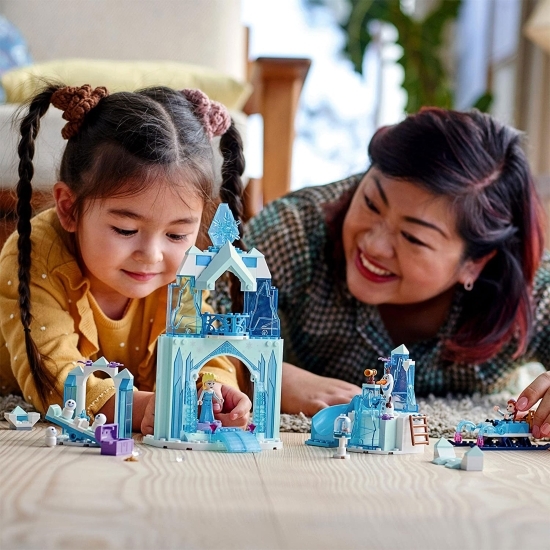 Ținutul minunilor din regatul de gheață al Annei și Elsei, 43194 Disney, +4 ani