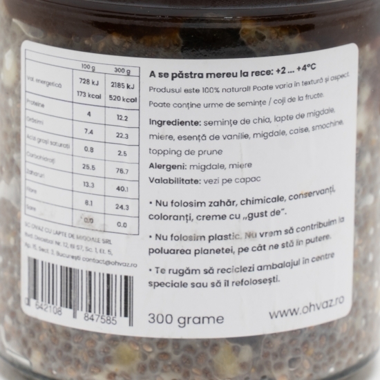 Budincă de chia cu migdale, caise și smochine 300g