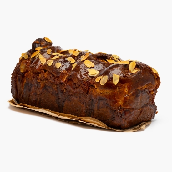 Cozonac cu caramel sărat, nucă coaptă și ciocolată 360g