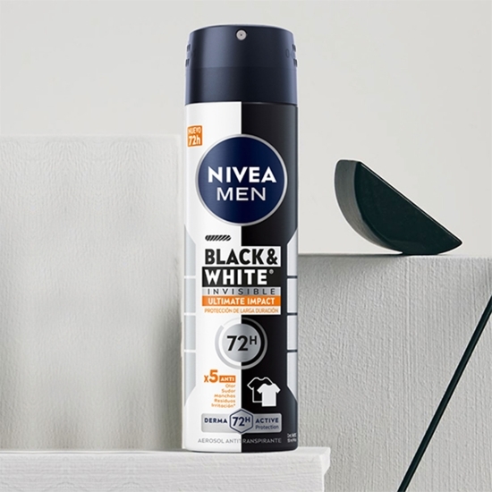 Deodorant antiperspirant spray Men Black&White Invisible Ultimate Impact 150ml