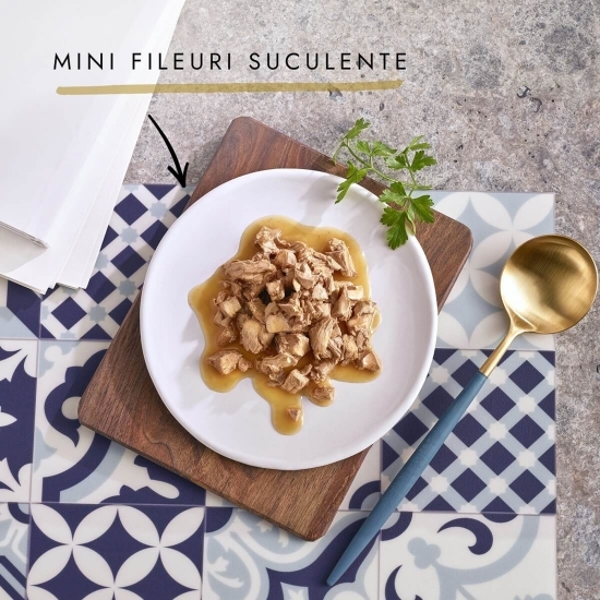Hrană umedă pentru pisici, 4 x 85g, Perle cu vițel și legume/iepure și morcovi/miel și legume în sos