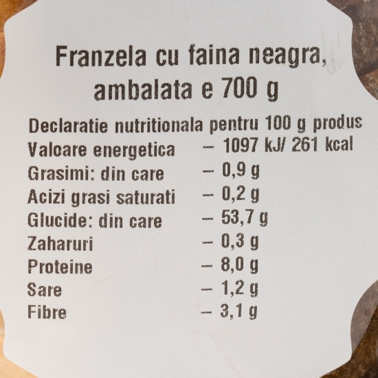 Franzelă cu făină neagră 700g