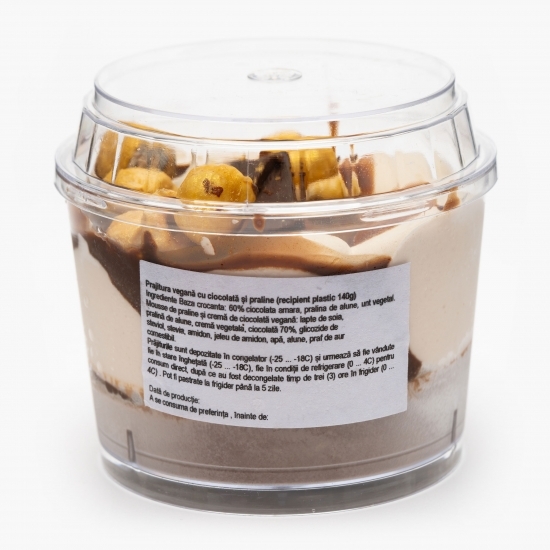 Prăjitură vegană cu ciocolată și praline 140g