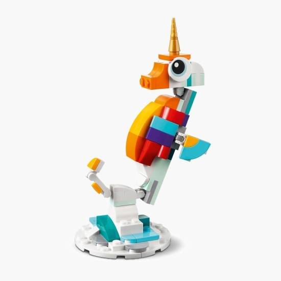 Unicorn magic, 31140 Creator 3 în 1, 145 piese, +7 ani