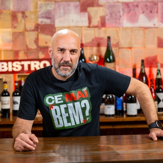 Tricou „Ce mai bem?”, mărime XL
