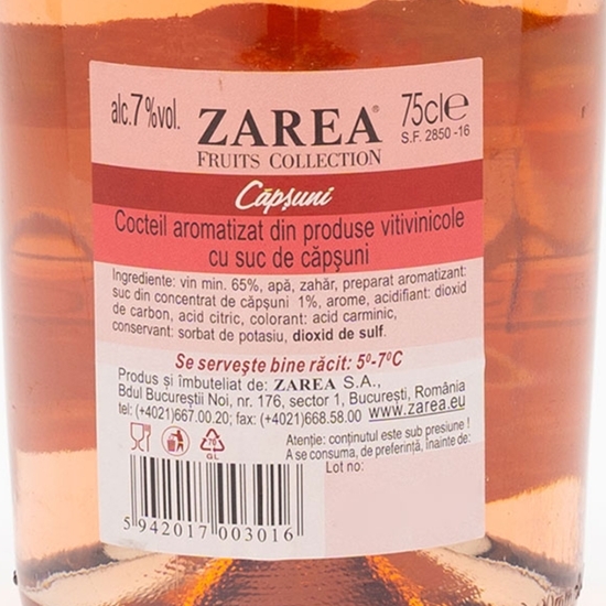 Cocktail aromatizat din vin cu suc de căpșuni Fruits, 7%, 0.75l