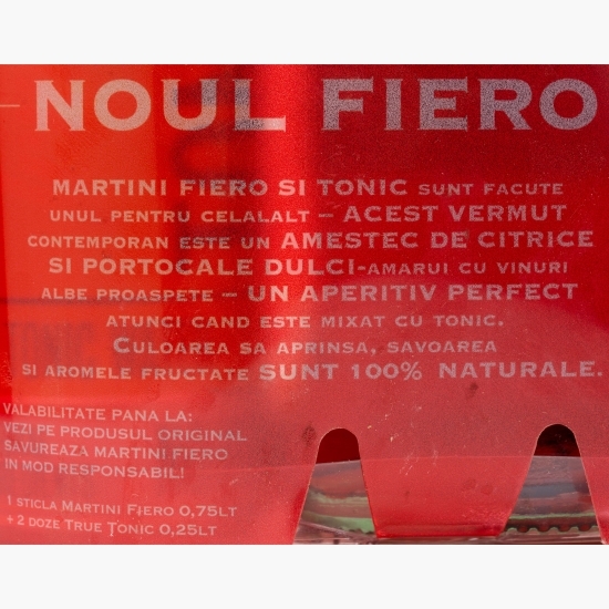 Martini 14.9% alc., 0.75l + 2 doze tonic