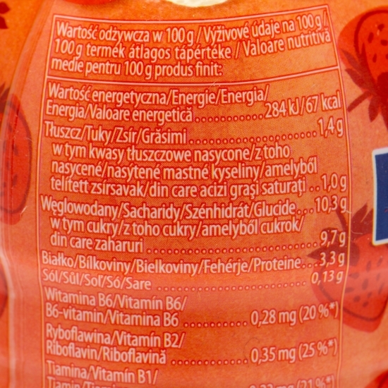Băutură lactată cu gust de căpșuni și cheesecake, 1.4% grăsime, 400g
