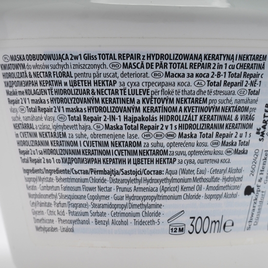 Tratament mască pentru păr uscat Total Repair 300ml