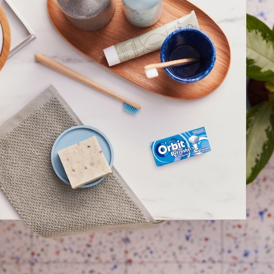 Gumă de mestecat Refreshers Peppermint fără zahăr cu aromă de mentă intensă și mentol 7 buc, 15.6g