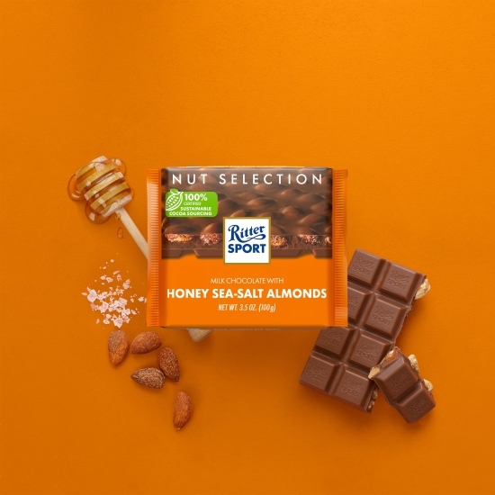 Ciocolată cu miere și migdale sărate 100g