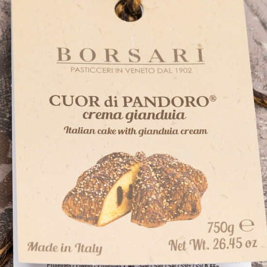 Pandoro cu cremă de alune și topping de ciocolată 750g