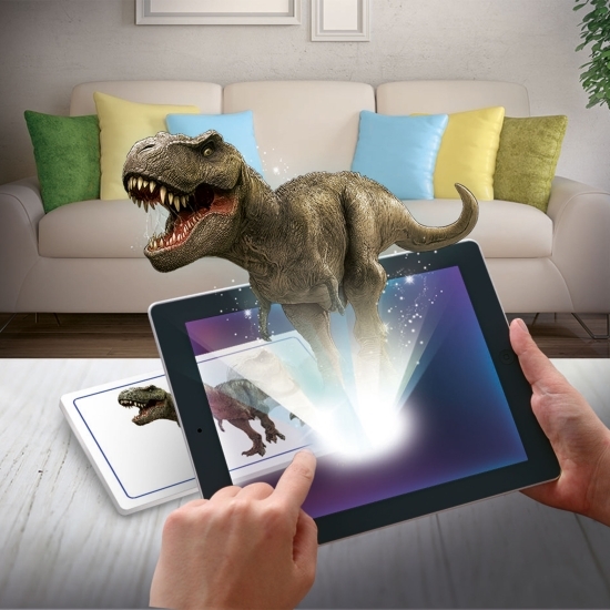 Ddescoperă dinozaurul Triceratops, +6 ani