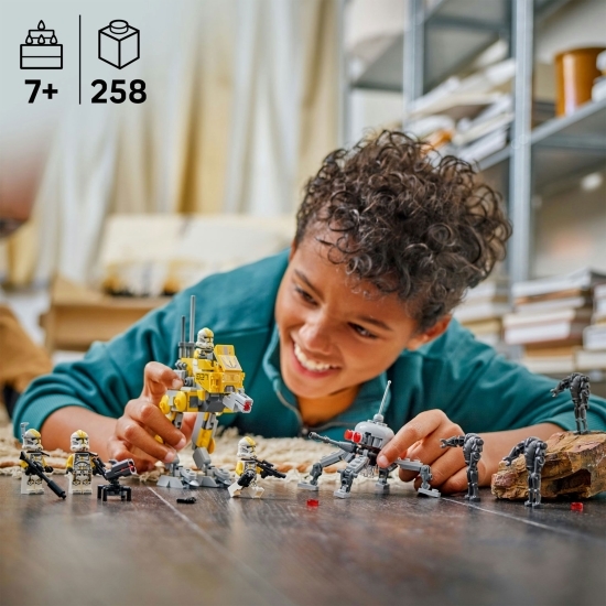 Pachet de luptă Soldați clonă din unitatea stelară 327, 75431 Star Wars, 258 piese, +7 ani