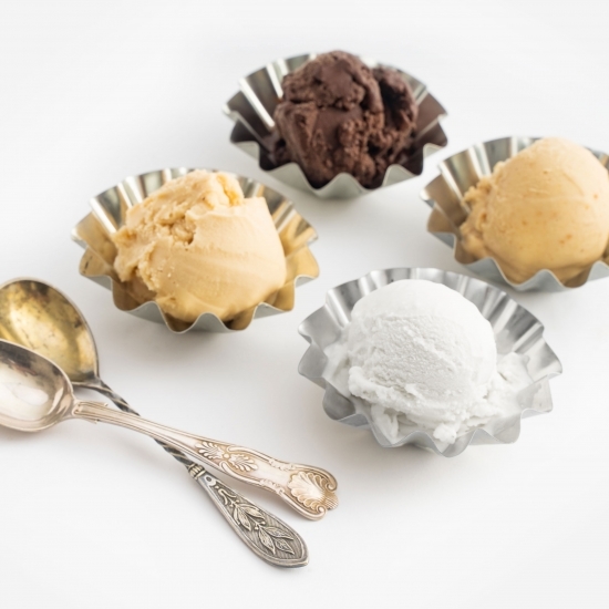 Înghețată italiană artizanală (gelato) ciocolată, alune pădure Piemonte, arahide sărate, lămâie, fără zahăr și vegan 1kg