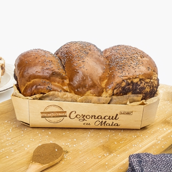 Cozonac cu maia și nucă 700g