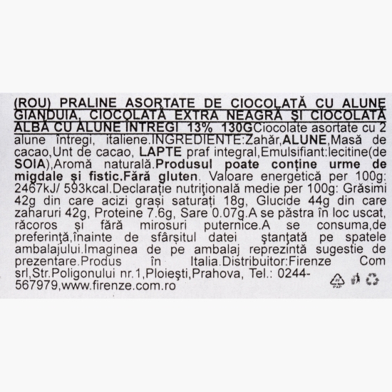 Praline asortate de ciocolată cu alune, ciocolată neagră și ciocolată albă 130g