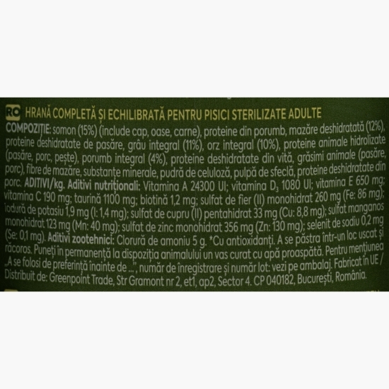 Hrană uscată pentru pisici adulte sterilizate, cu somon, 1.5kg