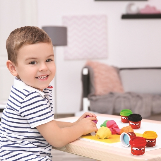 Borcănașe de plastilină în pungă de plastic Cars 10 buc 3+ ani