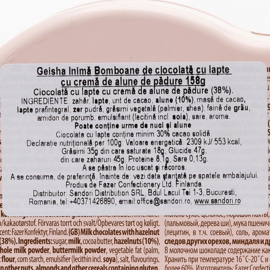 Bomboane de ciocolată cu lapte și cremă de alune Geisha (cutie inimă) 158g
