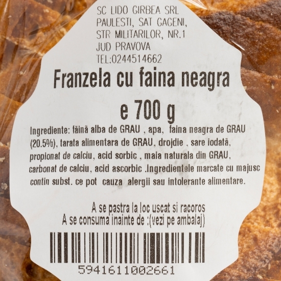 Franzelă cu făină neagră 700g