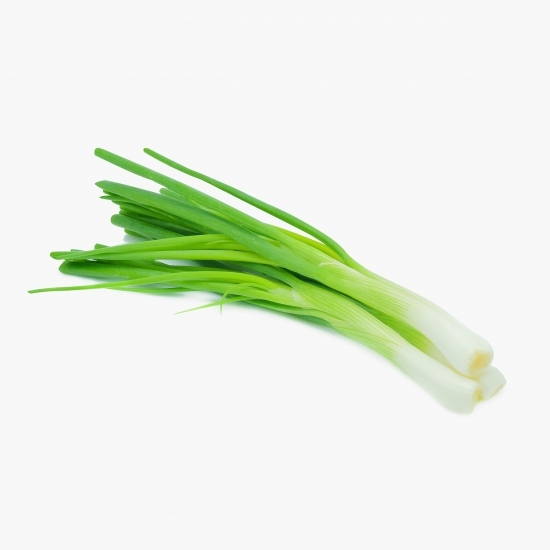 Ceapă verde, proaspăt culeasă 1 legătură