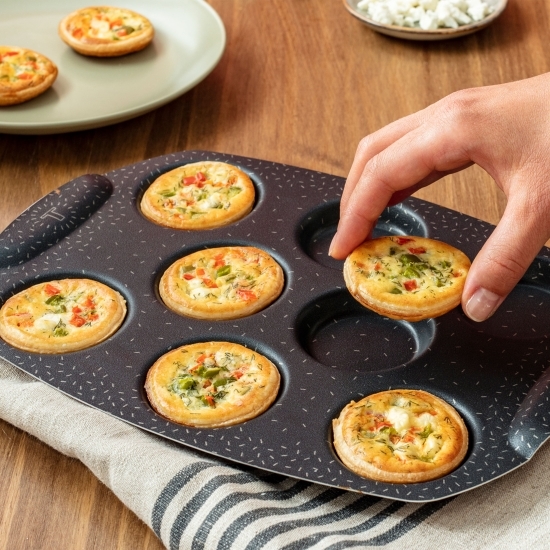 Formă de copt pentru Mini Quiche PerfectBake din aluminiu reciclat, 21x29cm, înveliș antiaderent