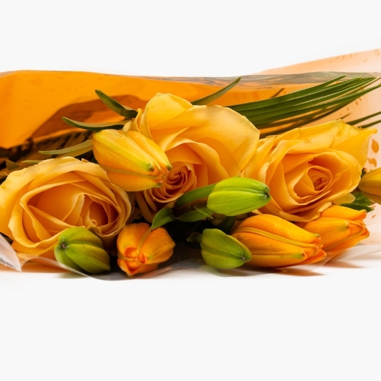 Buchet de flori Mix Soft Gold, diverse culori