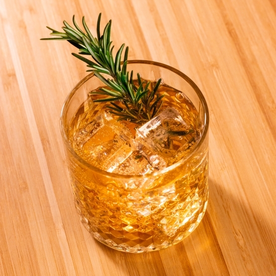 Apă tonică artizanală naturală din scoarța arborelui de chinină 300ml