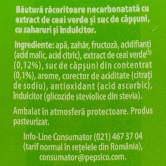 Băutură răcoritoare necarbonatată cu ceai verde și suc de căpșuni Ice Tea 1.5l