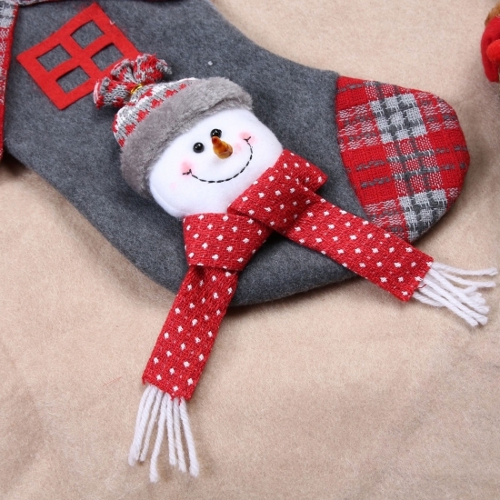 Ciorap cadouri, gri, imprimeu om de zăpadă, mărimea 15x30 cm