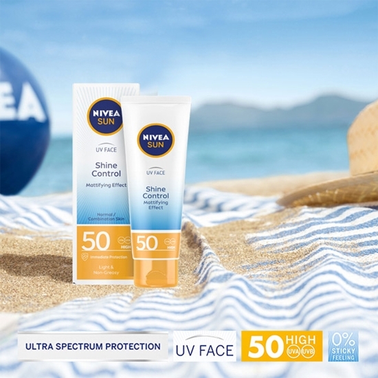 Cremă de față protecție solară UV SPF50 și efect matifiant Face Shine Control 50ml