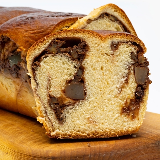 Cozonac de casă cu nucă, rahat și stafide 900g