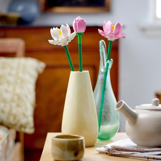 Flori de lotus, 40647 Icons Creator Expert, 220 piese, +8 ani