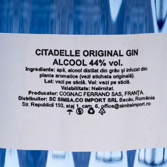 Gin Original 44% alc. 0.7l + pahar