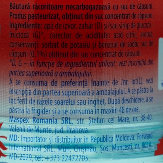 Băutură răcoritoare necarbogazoasă cu suc de căpșună 0.5l