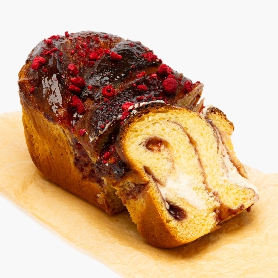 Cozonac cu zmeură și cremă de vanilie 650g