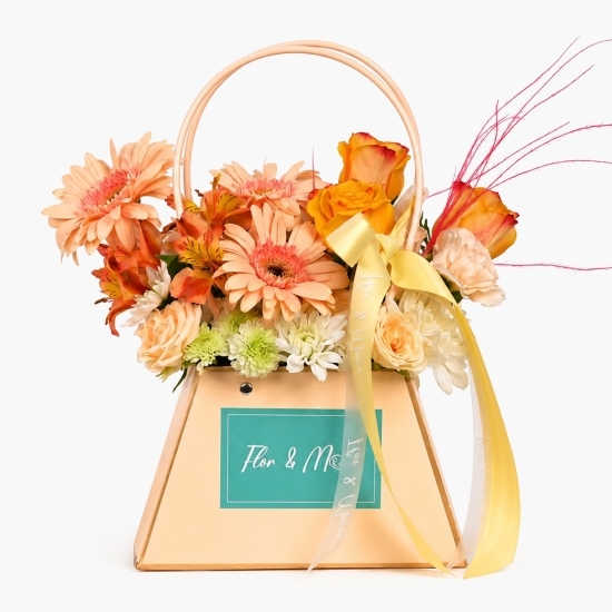 Aranjament floral School Bag